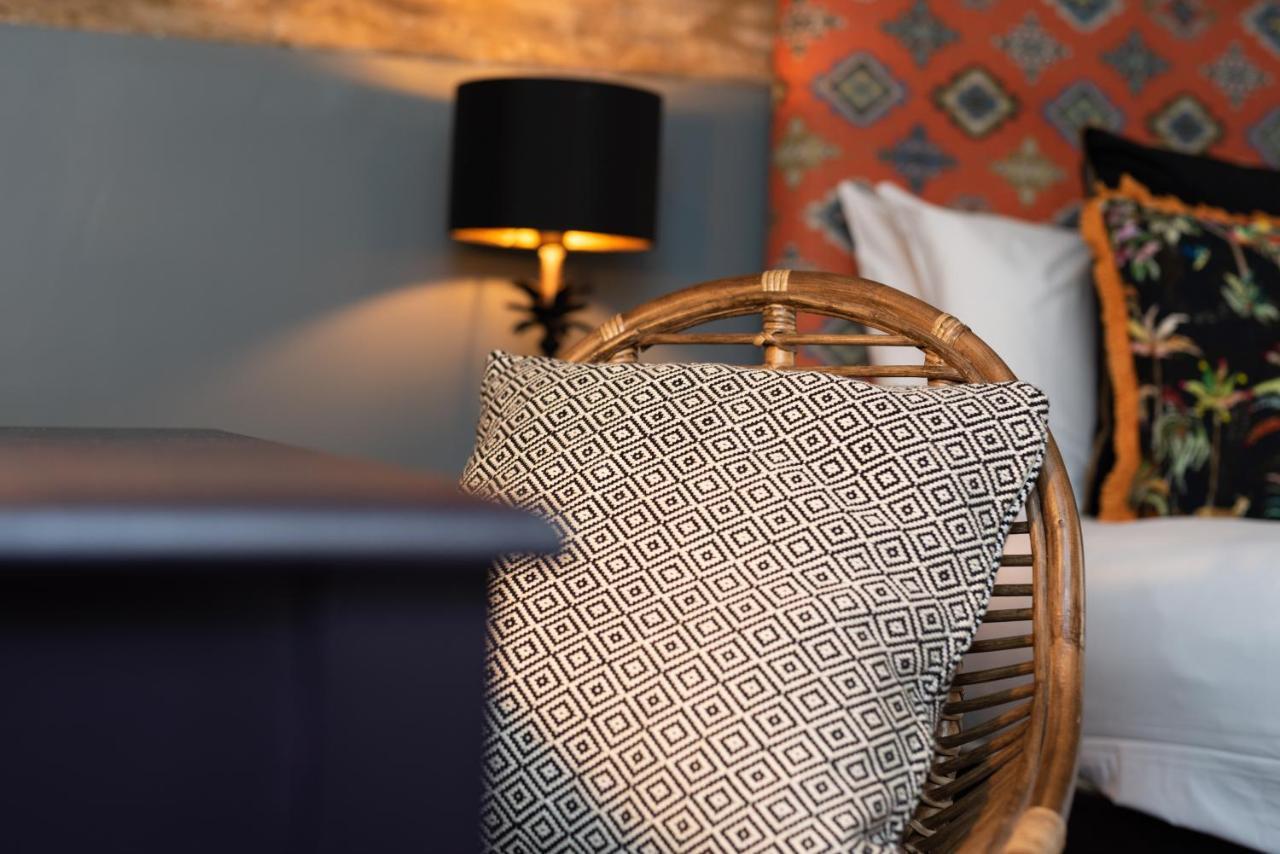 Jersey Arms Hotel Bicester Bagian luar foto