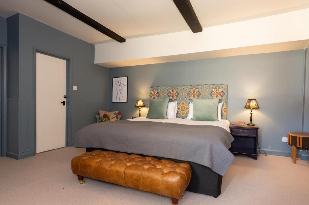 Jersey Arms Hotel Bicester Bagian luar foto