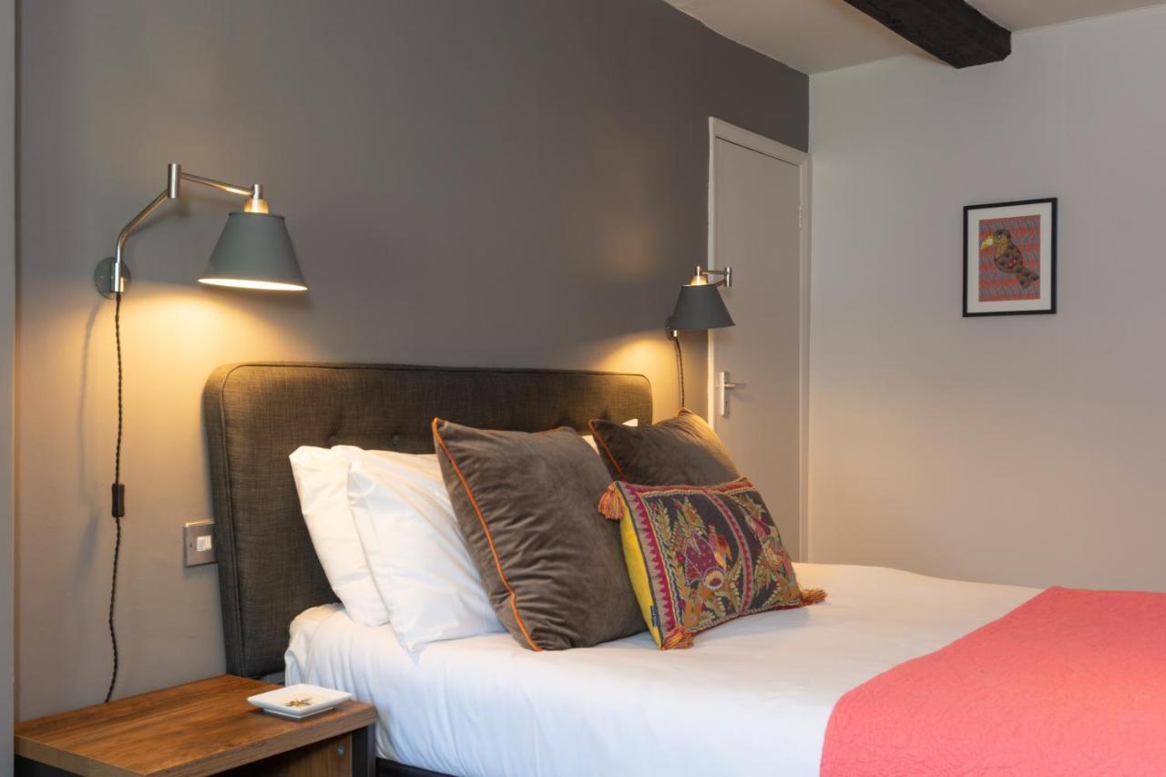 Jersey Arms Hotel Bicester Bagian luar foto
