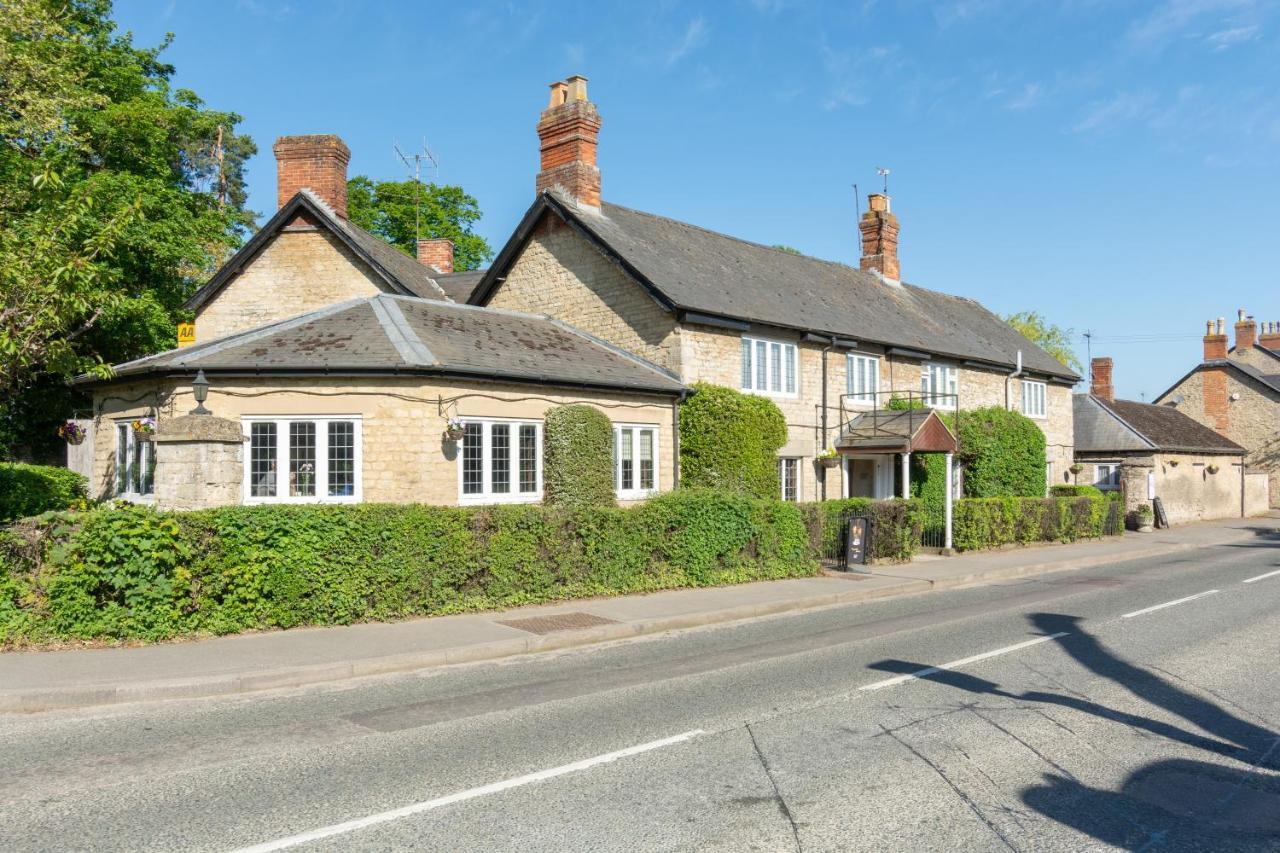 Jersey Arms Hotel Bicester Bagian luar foto