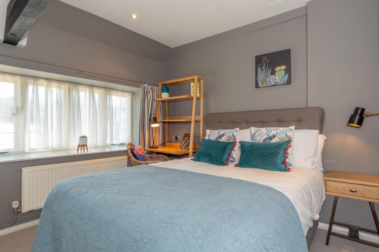 Jersey Arms Hotel Bicester Bagian luar foto