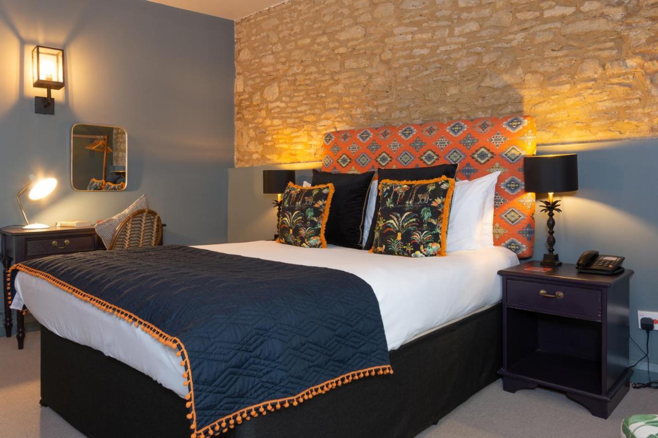Jersey Arms Hotel Bicester Bagian luar foto