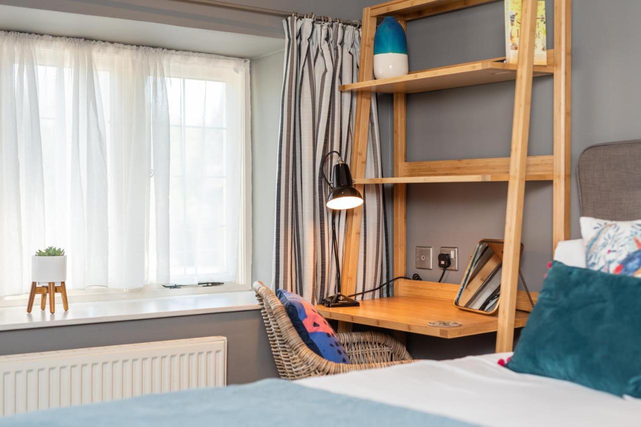 Jersey Arms Hotel Bicester Bagian luar foto